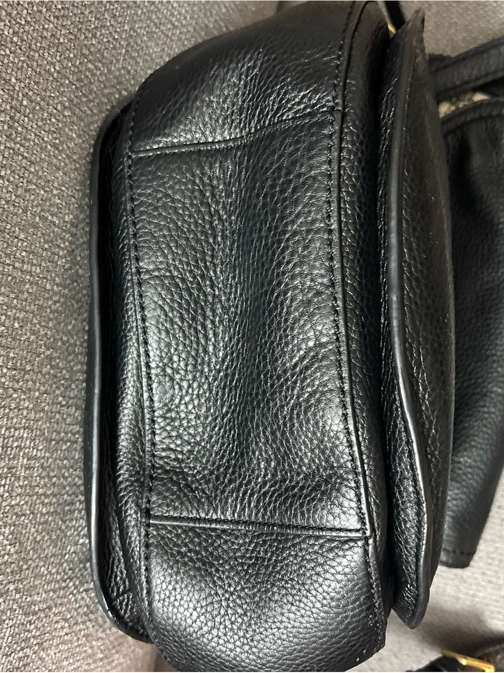Vera Bradley Carson Saddle